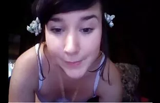 XXX Riley Jenner քաշեց իր հագուստը կապույտ սեքս տեսանյութեր դուրս մեզ համար, նա հաստ, դեղձագույն.