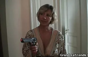 XXX Sarah մերսման Սամանթա 38գ կապված մարդ